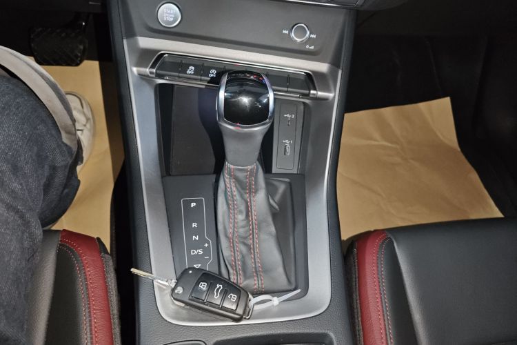 奥迪Q3 2019款 35 TFSI 时尚致雅型局部细节18