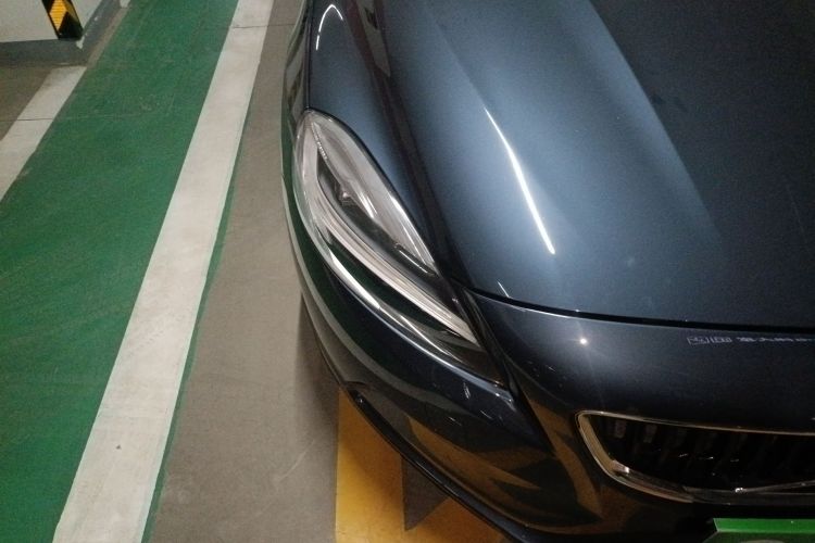 沃尔沃V40 2017款 T3 智逸版车身外观8