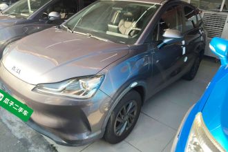 哪吒汽车 哪吒V 2021款 标准续航娱乐版升级型