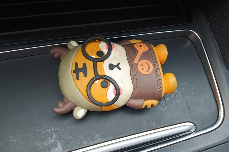 宝马3系 2018款 320Li 时尚型中控内饰11