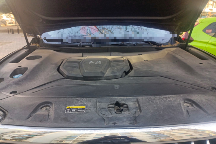 红旗HS5 2019款 2.0T 智联旗享四驱版局部细节24