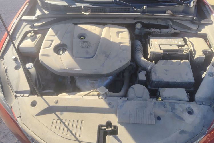 长安 逸动 2019款 高能版 1.6L GDI 手动先锋型 国VI机舱底盘24