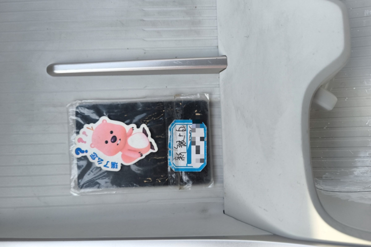 乐道L60 2024款 60kWh 后驱版中控内饰7001