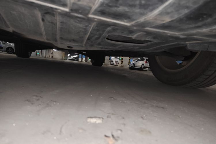 日产 逍客 2012款 2.0XV 雷 CVT 2WD局部细节9008