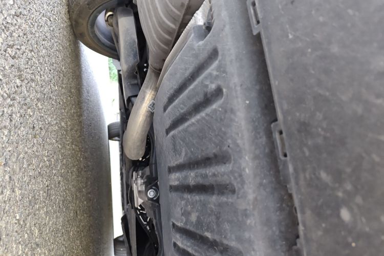 奔驰C级 2023款 C 260 L 皓夜运动版局部细节9009