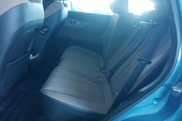 奇瑞 瑞虎8 PLUS C-DM 2025款 1.5T 116km 尊贵型 5座中控内饰21