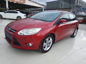 福特 福克斯 2012款 两厢 1.6L 自动风尚型