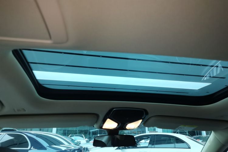 宝马7系 2019款 730Li 豪华套装局部细节22