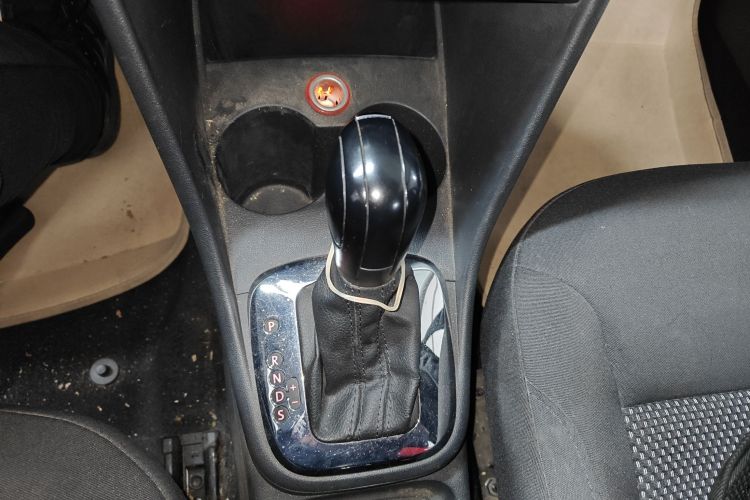 大众 Polo 2013款 1.6L 自动舒适版中控内饰18