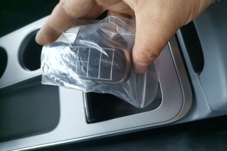 埃安 AION Y 2023款 Plus 610 乐享版中控内饰7001