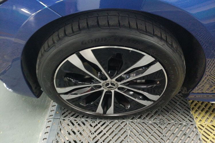 奔驰C级新能源 2023款 C 350 eL车身外观6007