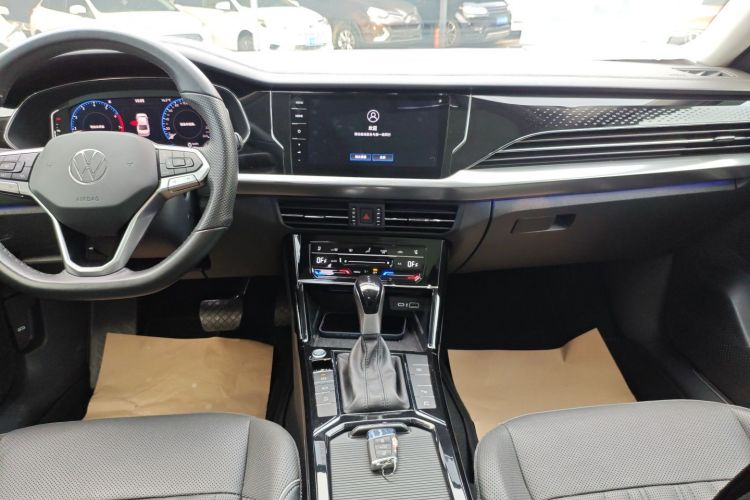 大众 帕萨特 2022款 330TSI 星空尊贵版中控内饰16