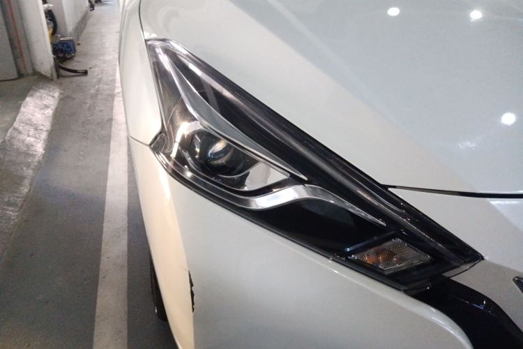 日产 蓝鸟 2016款 1.6L CVT智酷版车身外观8