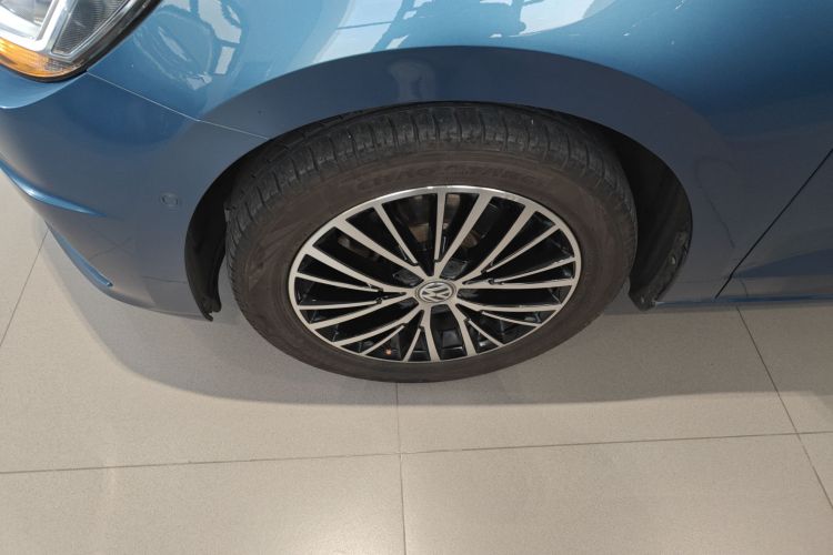 大众 2016款 途安L 330TSI DSG豪华版车身外观6007