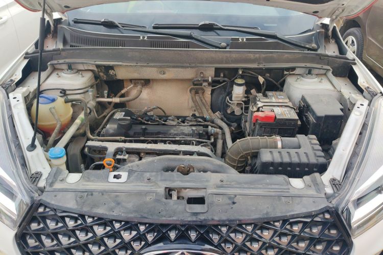 奇瑞 瑞虎5x 2022款 超级英雄版 1.5L 手动时尚型机舱底盘24