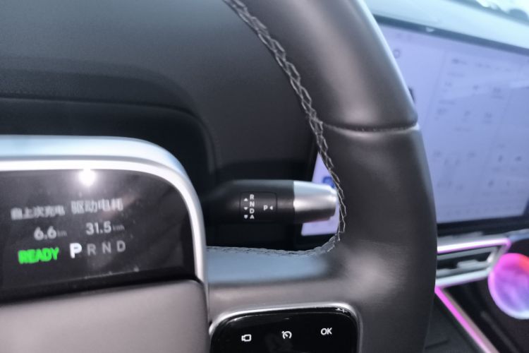 理想汽车 理想L8 2024款 Pro中控内饰18