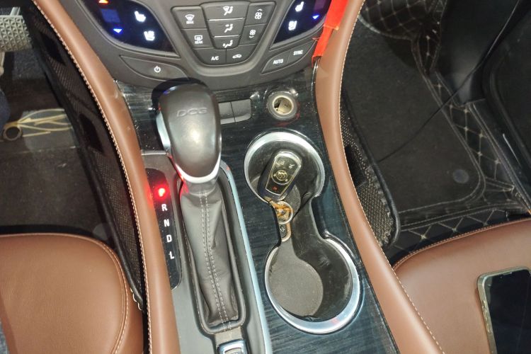 别克 昂科威 2020款 20T 两驱豪华型局部细节18