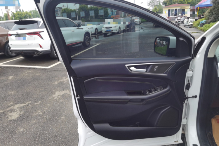 福特 锐界 2018款 EcoBoost 245 两驱豪锐型 7座 国V中控内饰7007