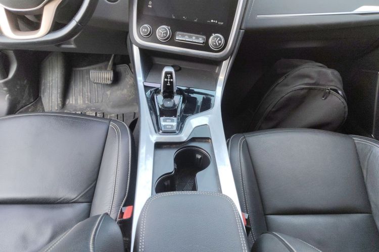 领克01 2017款 2.0T 两驱型版局部细节18