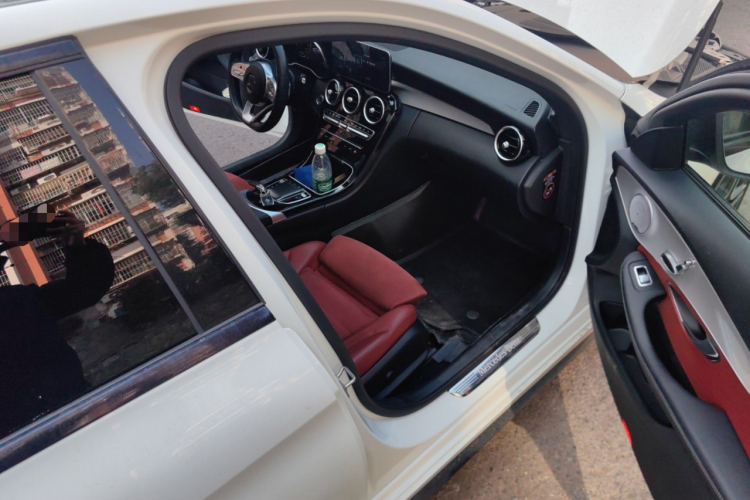 奔驰C级 2021款 C 260 星耀臻藏版局部细节9005