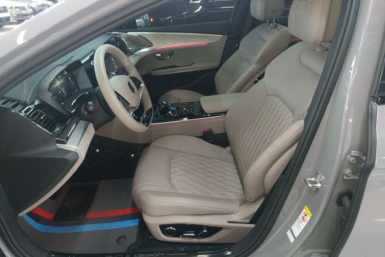 比亚迪 汉 2025款 DM-i 125KM精英型局部细节19