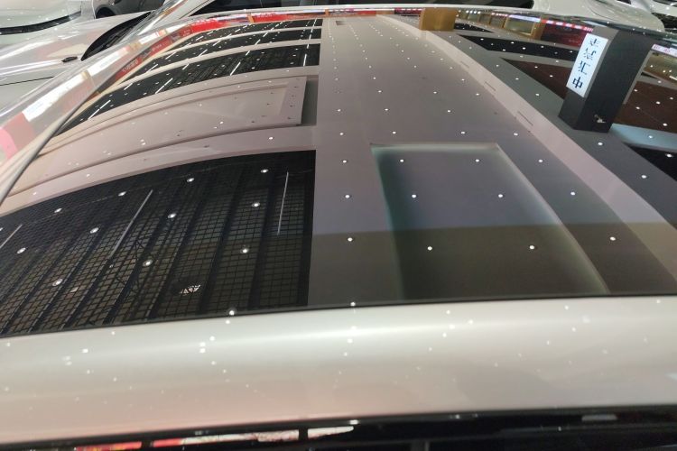 小鹏P7 2025款 702 长续航 Ultra局部细节57