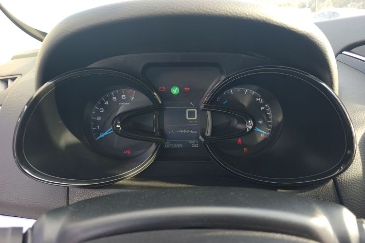 东风风神AX7 2016款 1.4T 手动智尚型中控内饰14