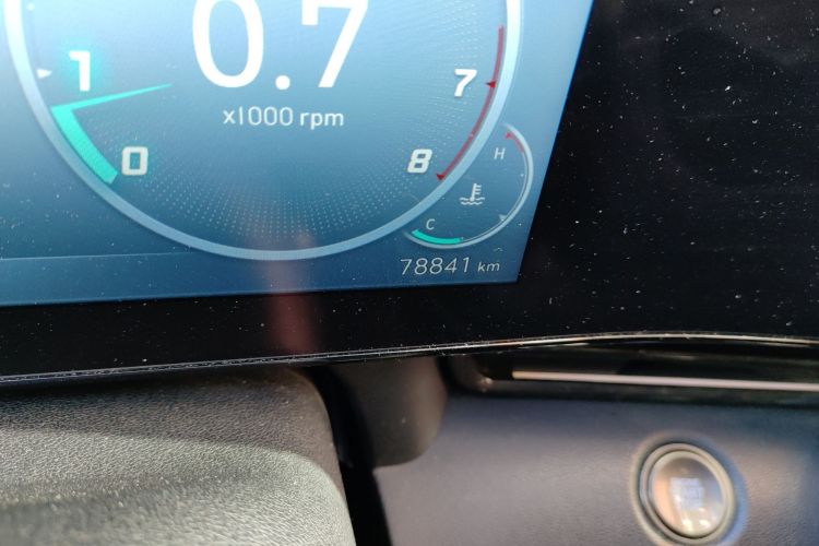 现代 伊兰特 2022款 240TGDi DCT TOP旗舰版中控内饰15