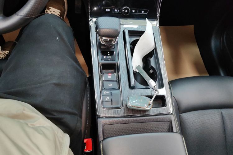 荣威RX5 2021款 PLUS 330TGI 自动国潮智享版中控内饰18