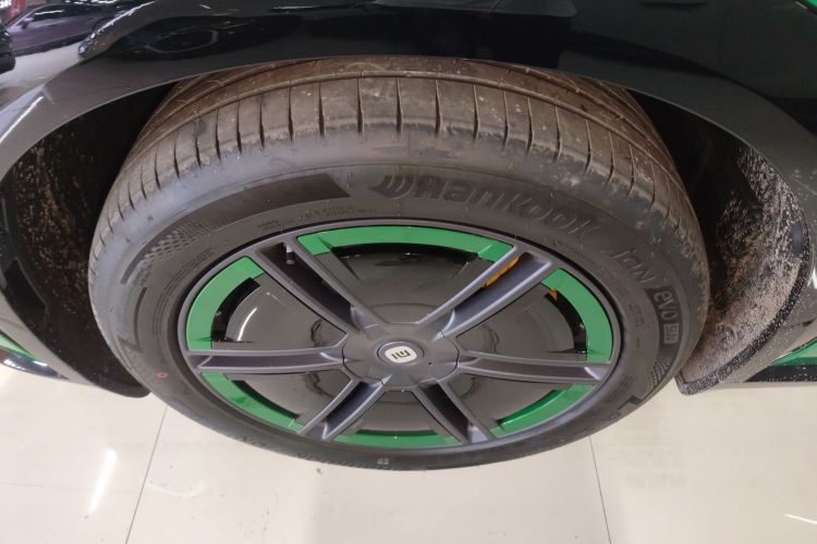 小米汽车 小米YU7 2025款 超长续航后驱版车身外观6007