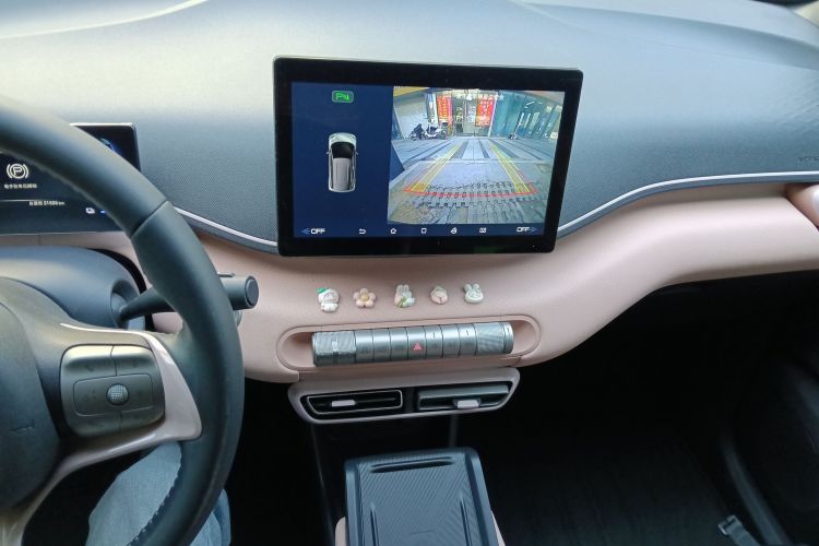 比亚迪 海鸥 2024款 荣耀版 305km 自由版中控内饰16