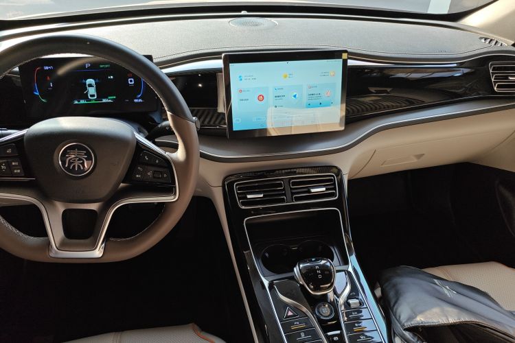 比亚迪 秦PLUS 2023款 冠军版 EV 510KM超越型中控内饰16