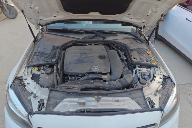 奔驰C级 2019款 C 260 运动版局部细节24