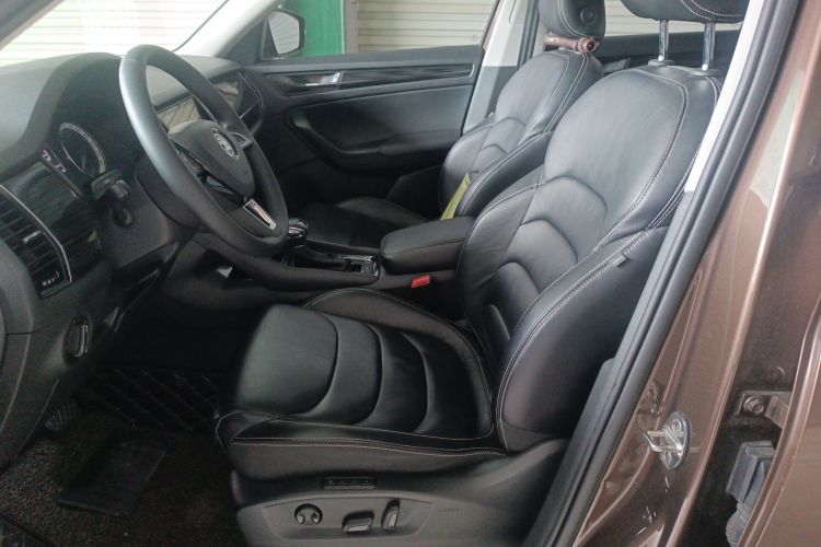 斯柯达 柯迪亚克 2018款 TSI330 7座两驱豪华优享版局部细节19