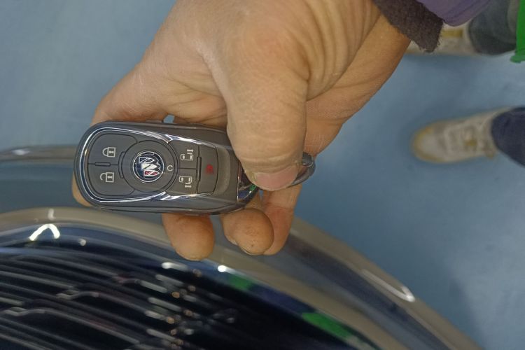 别克GL8 2021款 ES陆尊 653T 尊享型中控内饰7001