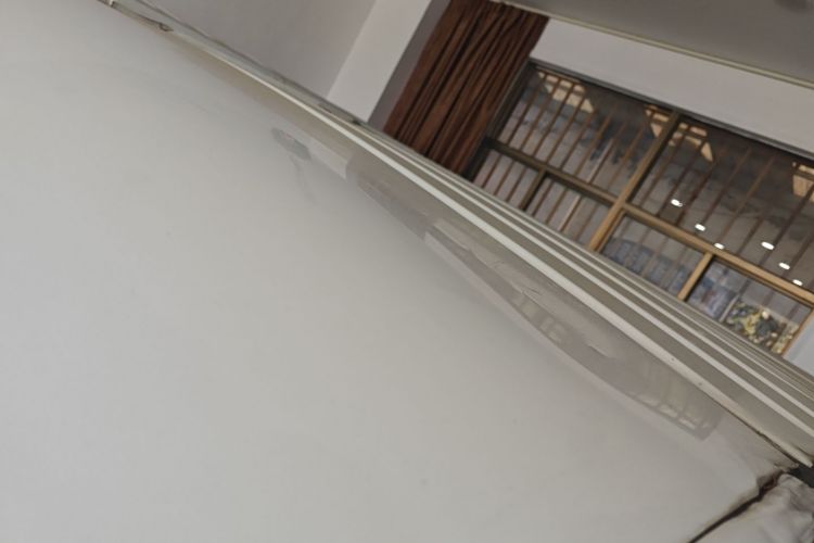 上汽大通MAXUS 新途V80 2023款 2.0T AMT经典傲运通短轴中顶5/6座局部细节57