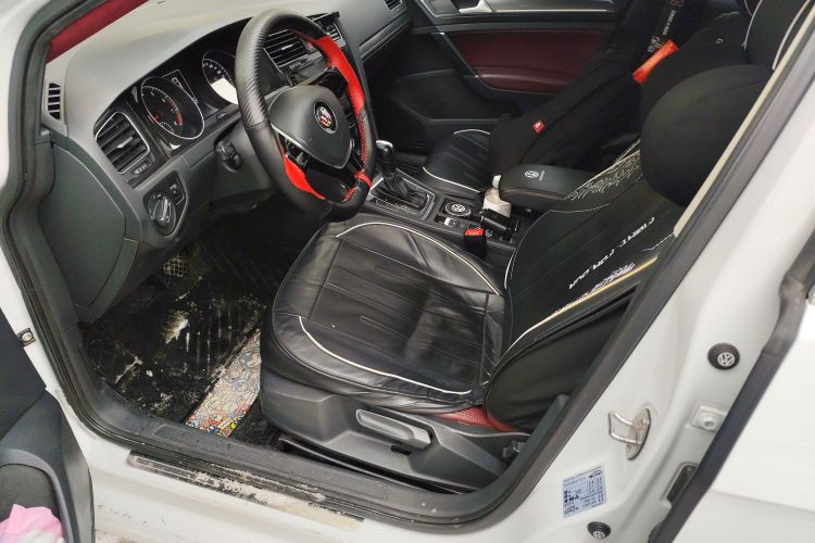 大众 高尔夫 2017款 230TSI 自动舒适百万辆纪念版中控内饰19