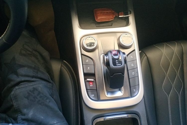 坦克300 2023款 越野版 2.0T 挑战者局部细节18