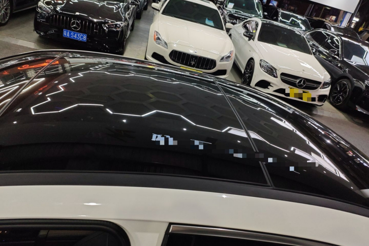 奔驰A级 2022款 A 200 L 运动轿车动感型局部细节57