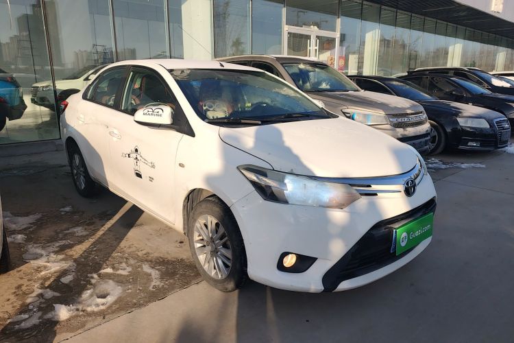 丰田 威驰 2014款 1.5L 手动智尚版车身外观3