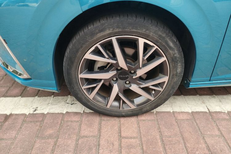 东风风神 奕炫 2020款 230T 自动炫酷赛道版车身外观6007