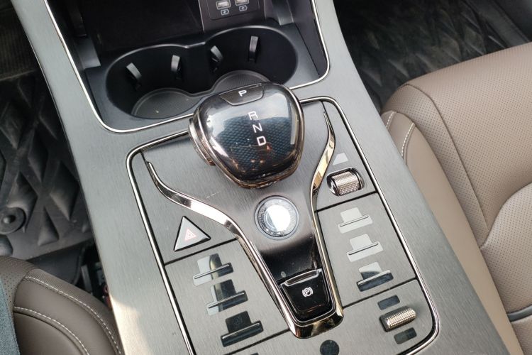 比亚迪 汉 2021款 EV 标准续航版豪华型中控内饰18