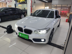 宝马1系(进口) 2018款 118i 运动设计套装