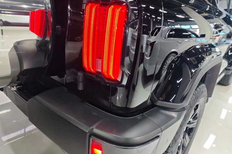 坦克300 2023款 城市版 2.0T 我看型车身外观6006