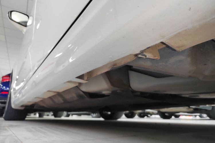 福特 蒙迪欧 2020款 EcoBoost 200 时尚型局部细节9002