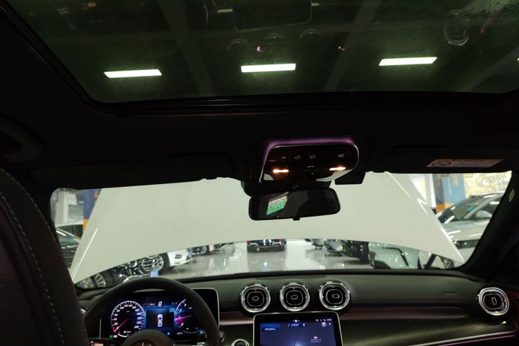 奔驰C级 2023款 改款 C 260 L 运动版中控内饰22