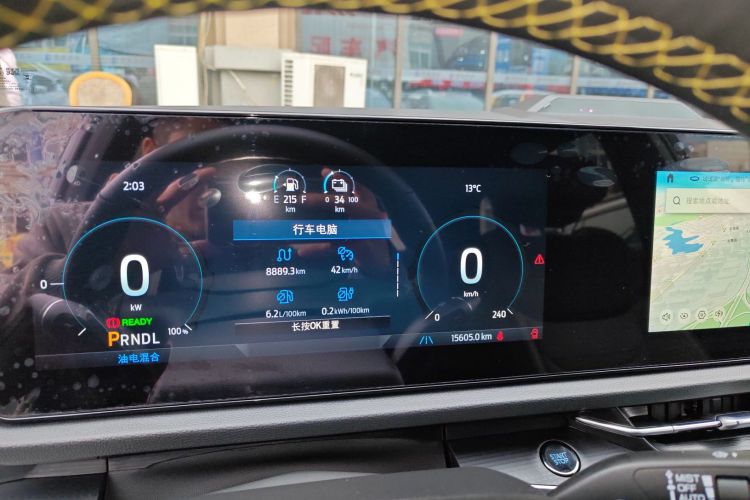 福特 领睿新能源 2025款 尊领型PLUS中控内饰14