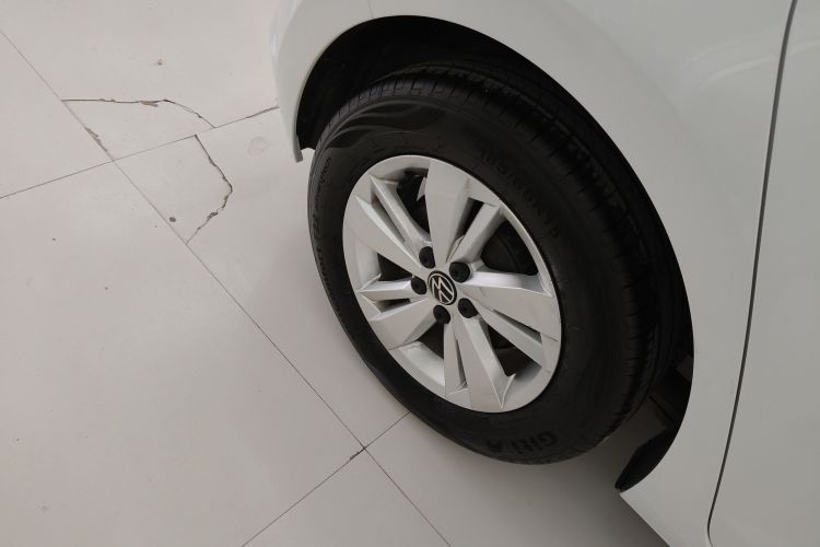 大众 Polo 2023款 改款 Plus 1.5L 自动纵情乐活版车身外观6008