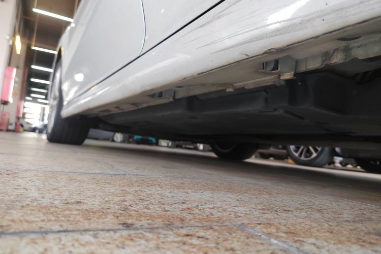 丰田 凯美瑞 2018款 2.5G 豪华版局部细节9002