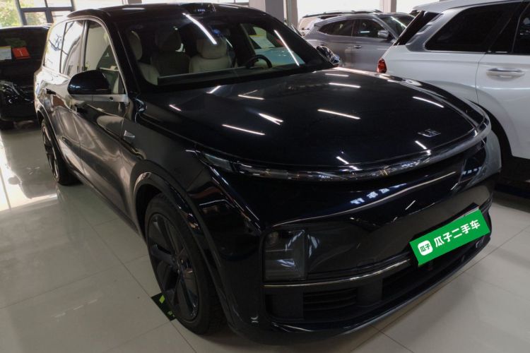 理想汽车 理想L9 2022款 Max车身外观3